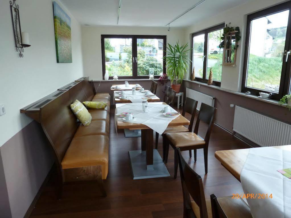 Hotel Garni Zum Adenauer Forst Wimbach Dış mekan fotoğraf