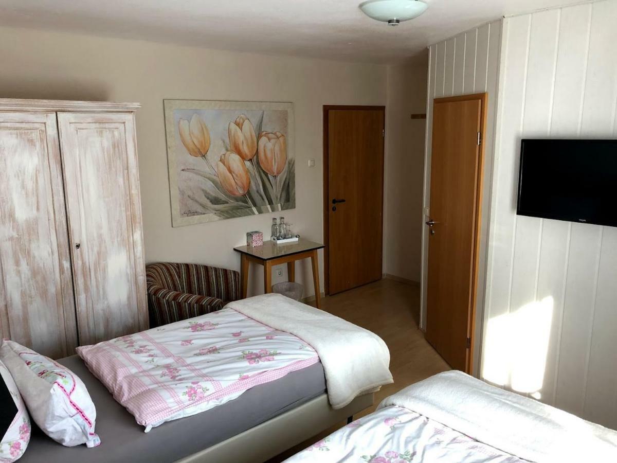 Hotel Garni Zum Adenauer Forst Wimbach Dış mekan fotoğraf